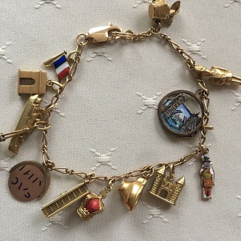 Vintage 14k Gold  Charm Bracelet